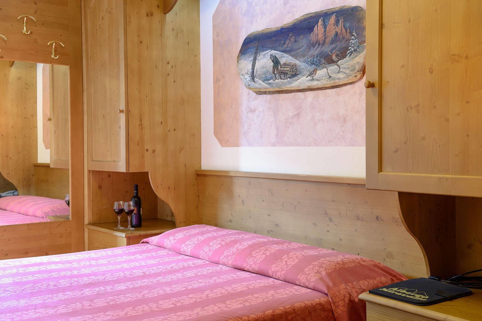 Albergo Miravalle Auronzo di Cadore Exterior photo
